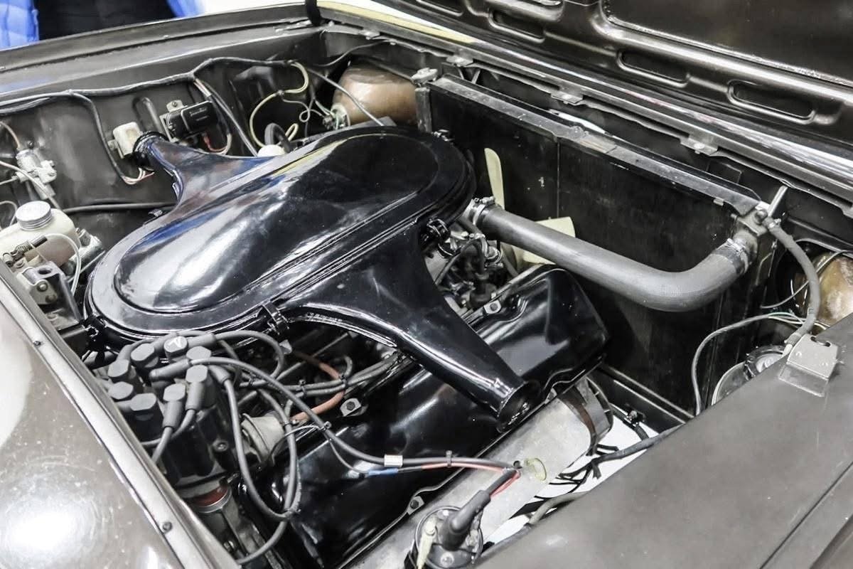 Le V8 à 90° de 3,5 L sous le capot du Projet H