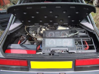 r25 turbo coffre.JPG