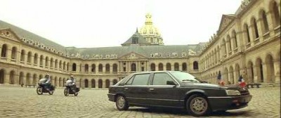 Ancienne 25 limousine V6 injection présidentielle ,véhicule visible aux journées du patrimoine à Paris.