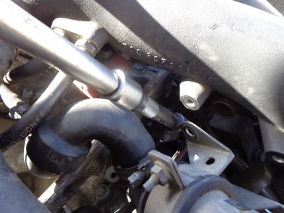 le 27 fevrier 2015 changer les bougies 240271 km  (10).JPG