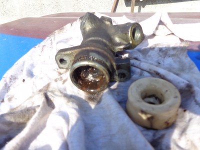 le 10 mars 2015 pompe de refroidissement turbo reparation recepteur d'embrayage  (11).JPG