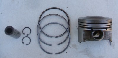 DSCF5023.JPG (591.93 Kio) Consulté 69 fois Piston de PRV 24S