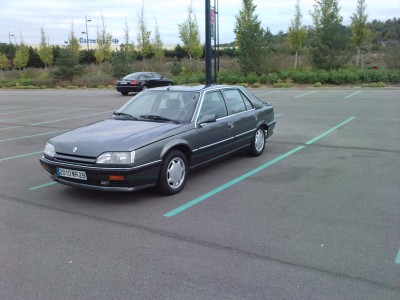 r25 v6 turbo a family.JPG